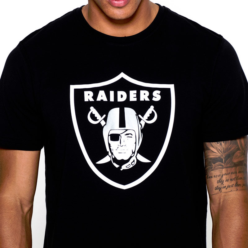 Černé pánské tričko s krátkým rukávem &amp;quot;Oakland Raiders&amp;quot;, New Era - velikost M