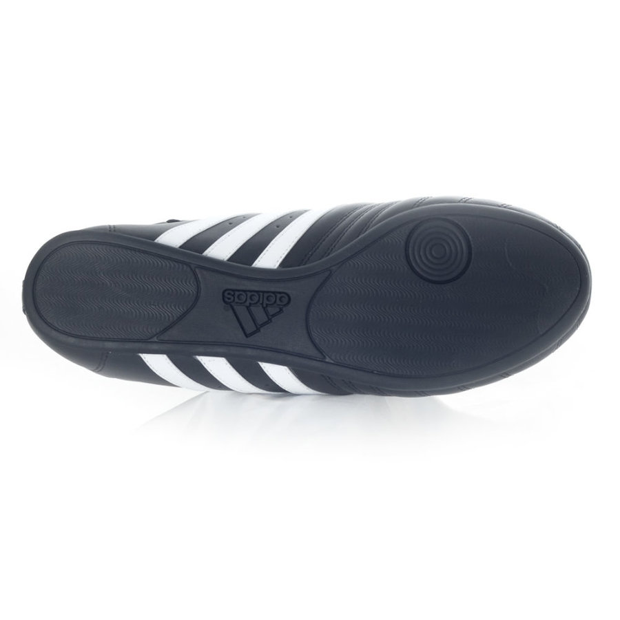 Černá sálová obuv Adidas - velikost 46 2/3 EU