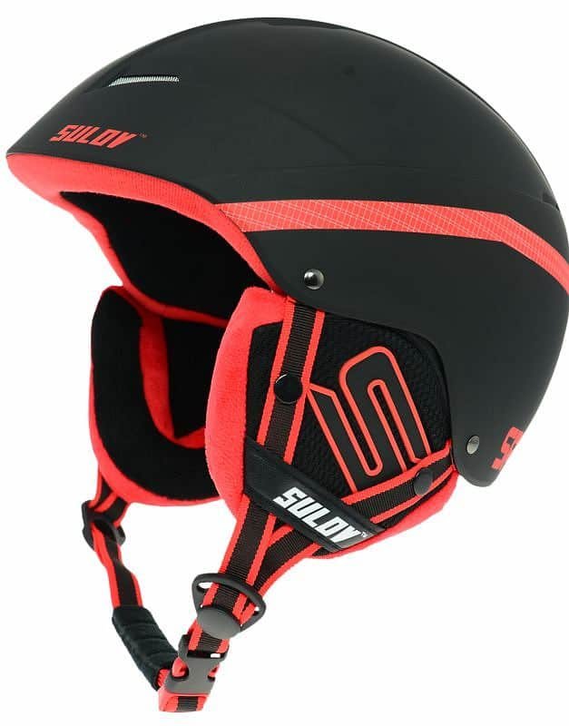 Černá lyžařská helma Sulov