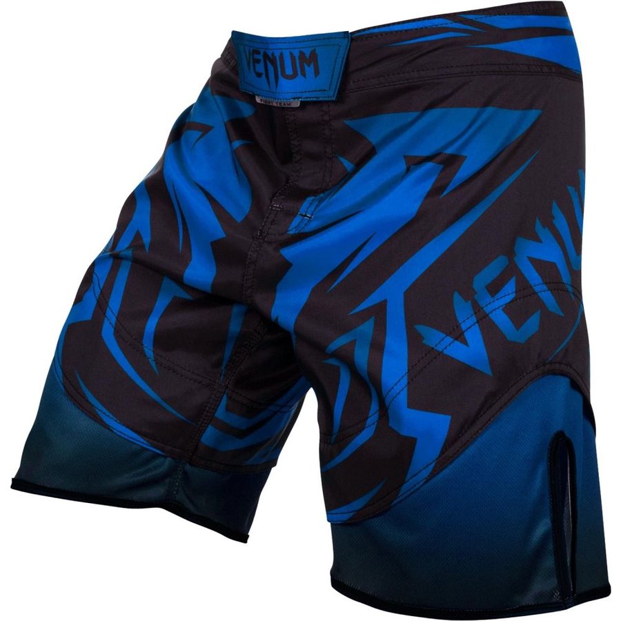 Černo-modré MMA kraťasy Venum - velikost S