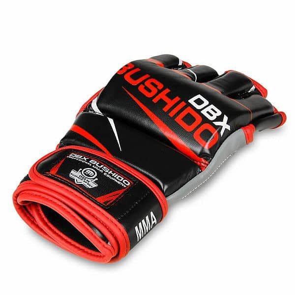 Černo-červené MMA rukavice Bushido - velikost M