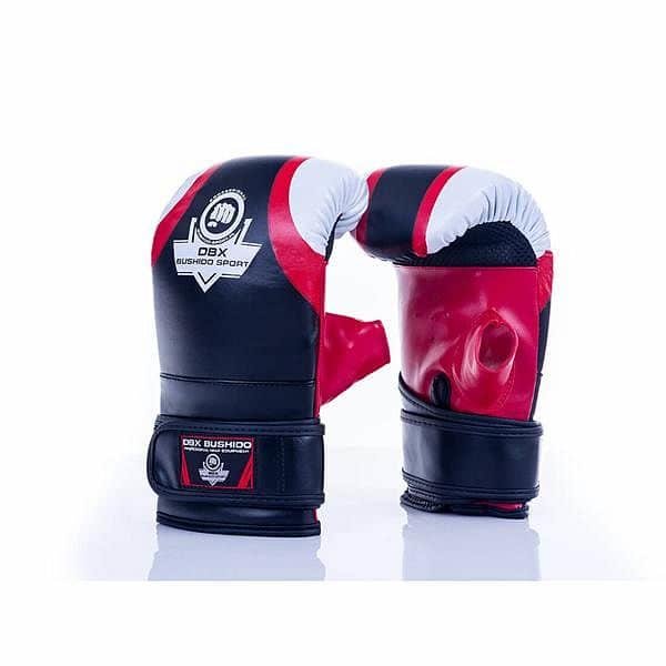 Černo-červené boxerské rukavice Bushido - velikost L
